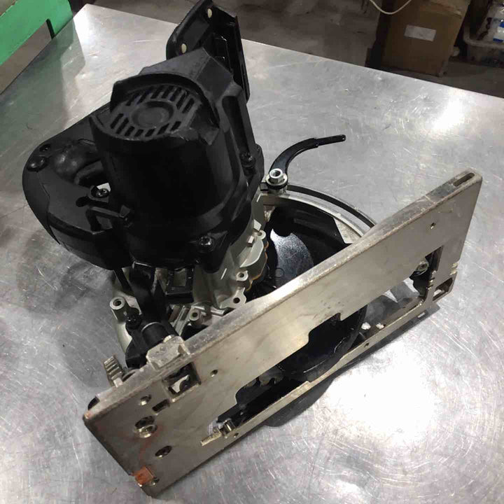 ★マキタ(makita) コードレス丸のこ HS631DZSB【川口店】