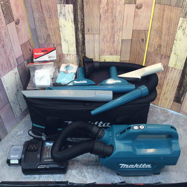 ◇マキタ(makita) コードレス掃除機(充電式クリーナー) CL121DSH【八潮店】