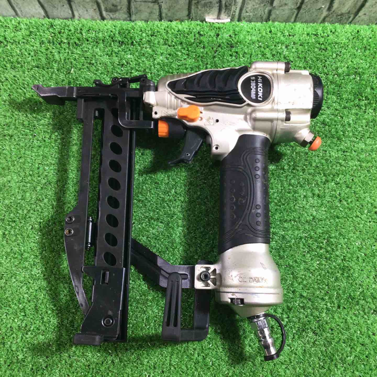 ☆ハイコーキ(HIKOKI ※旧:日立工機) 常圧フロアタッカ N3804MF【川口店 