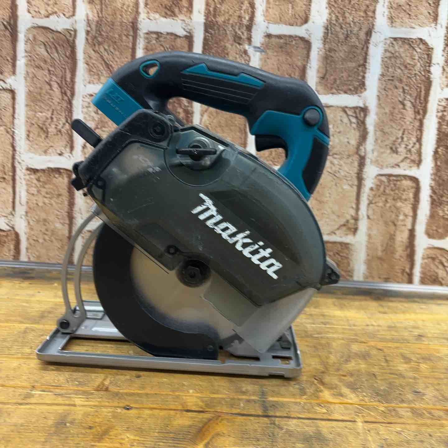 【中古】 【動作OK】 【店頭引取限定】MAKITA（マキタ）充電式チップソーカッター CS551D 2026年最新】Yahoo!オークション -マキタcs551の中古品・新品・未使用