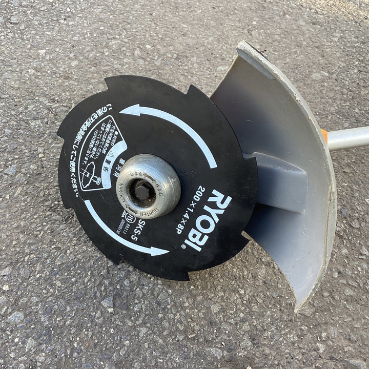 【店頭受取り限定】 リョービ(RYOBI) 刈払機 草刈機 AK-3000 【東大和店】