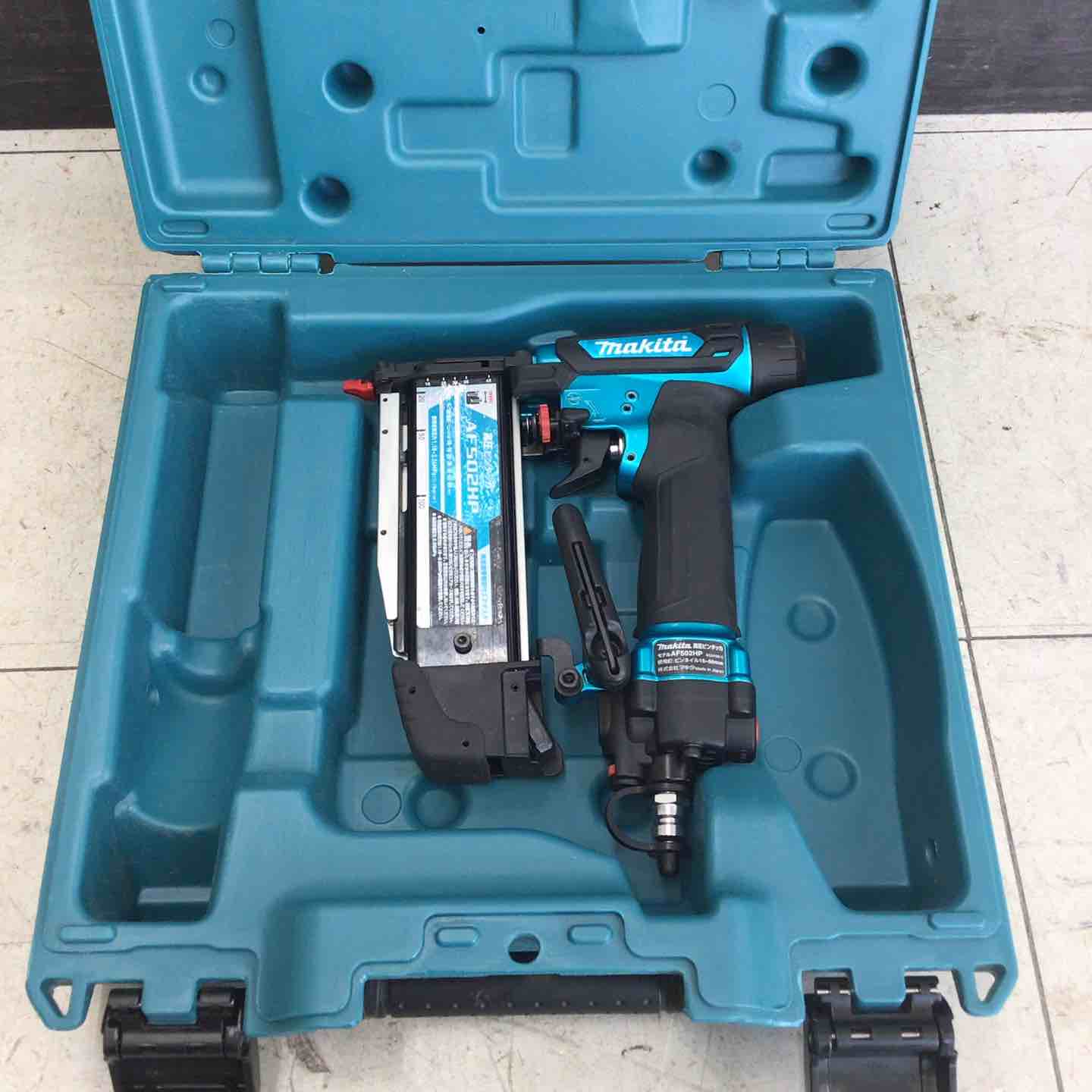 中古品】 マキタ/makita 高圧ピンネイラ AF502HPM 【鴻巣店】 – アクト