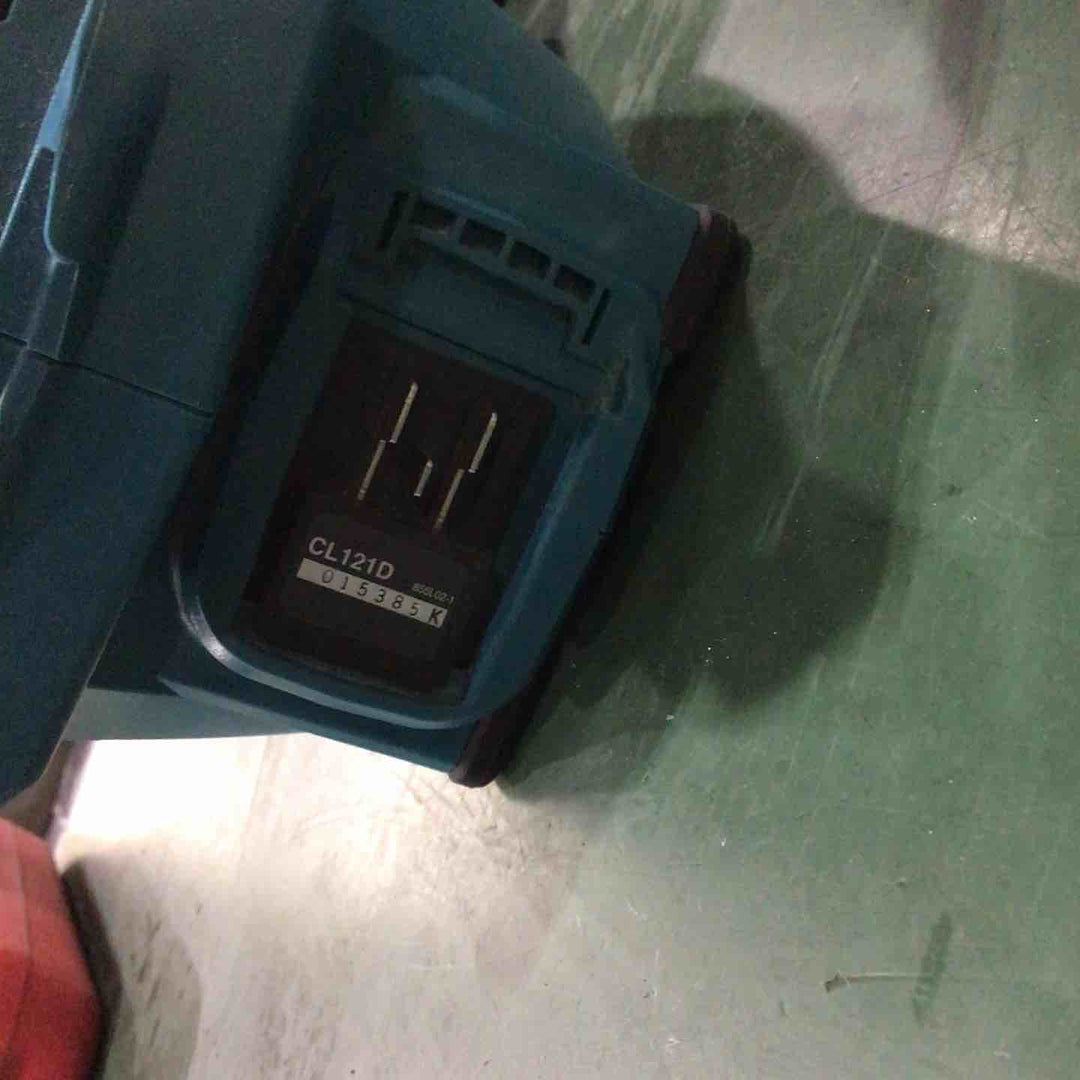 ◇マキタ(makita) コードレス掃除機(充電式クリーナー) CL121DSH【川口店】