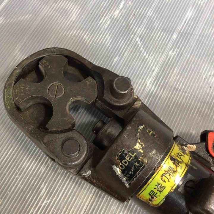 ☆泉精器(IZUMI) 手動油圧式圧着工具 9H-2【草加店】