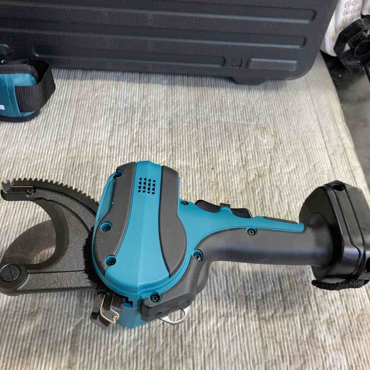 ★マキタ(makita) コードレスケーブルカッター TC100DRG【草加店】