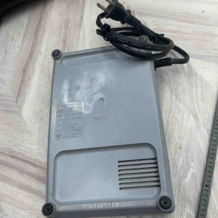 ★パナソニック(Panasonic) コードレス全ネジカッター14.4V EZ4540LS2S-B【越谷店】