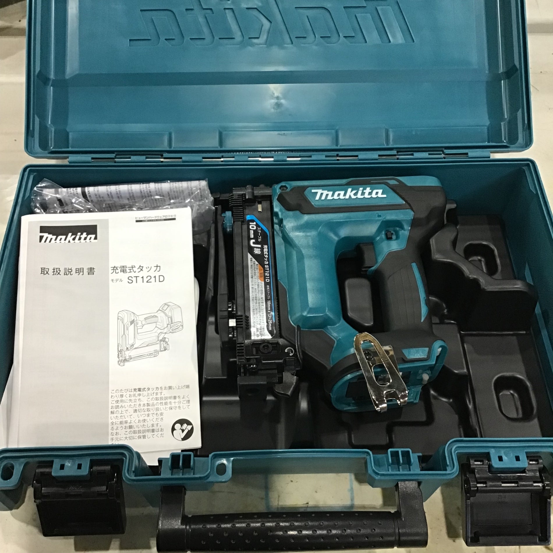 マキタ工具 充電式タッカ ＳＴ121ＤＺＫ - メンテナンス