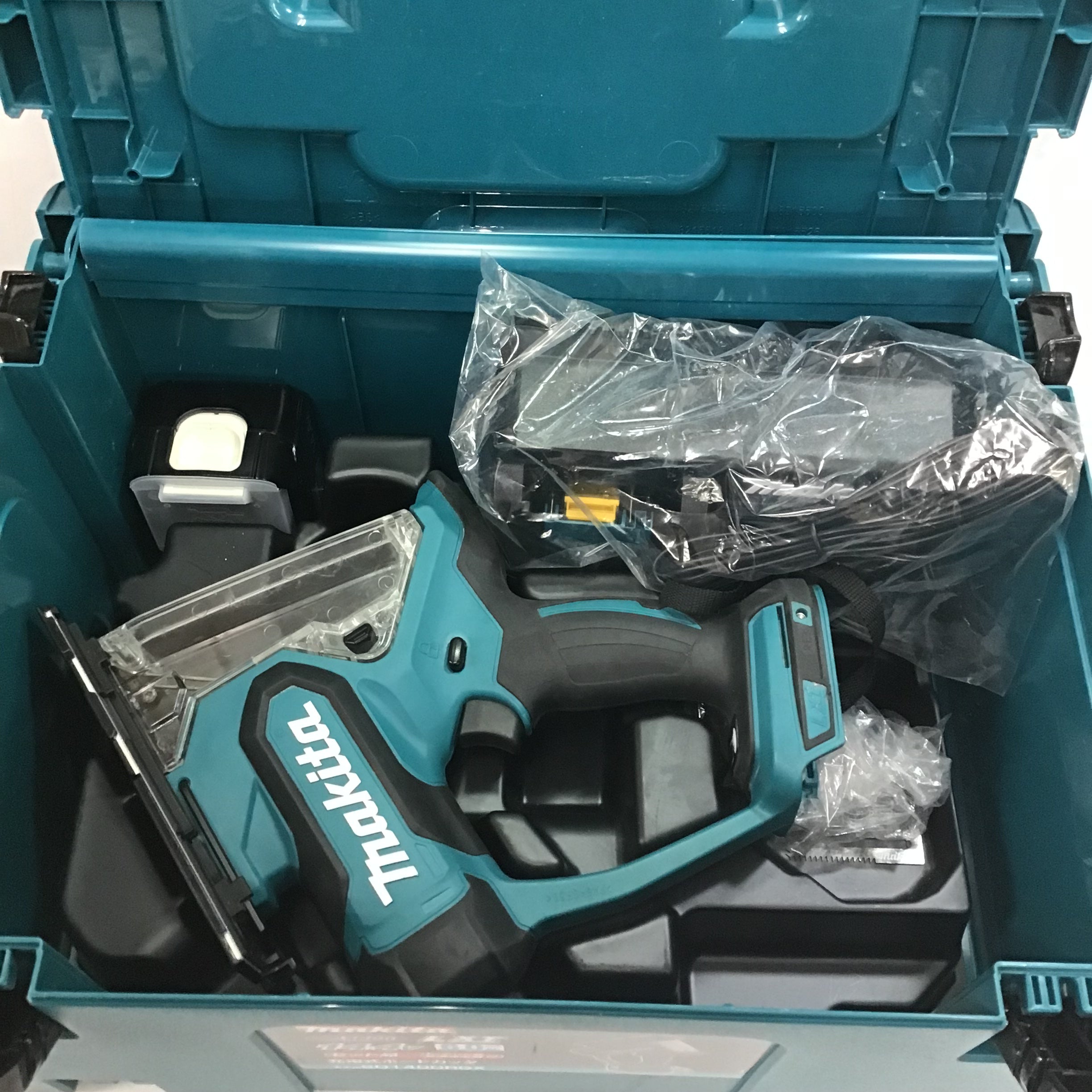 ☆マキタ(makita) コードレスボードカッタ SD140DRGX【町田店