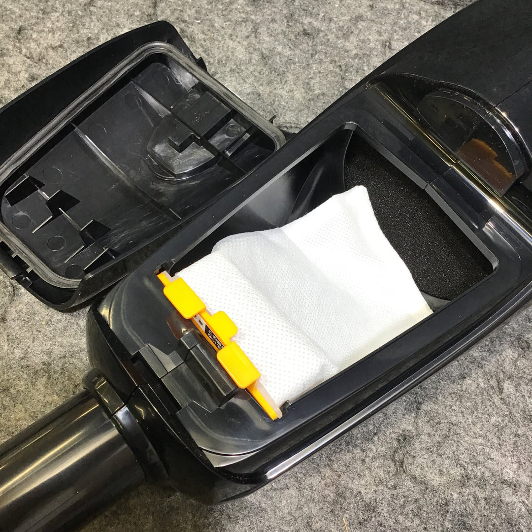 【未使用】 マックス(MAX) 14.4V充電式ハンディクリーナー(本体のみ) PJ-HC21 【桶川店】