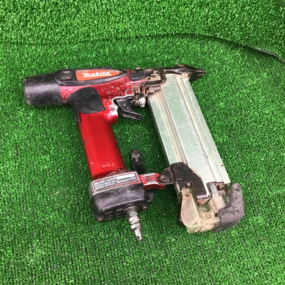 ※ジャンク品※ マキタ(makita) 高圧フィニッシュネイラ AF550H【桶川店】