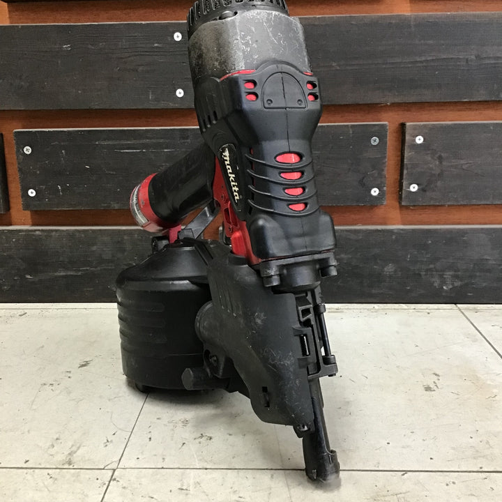 ★マキタ(makita) 高圧エア釘打ち機 AN630H 【鴻巣店】