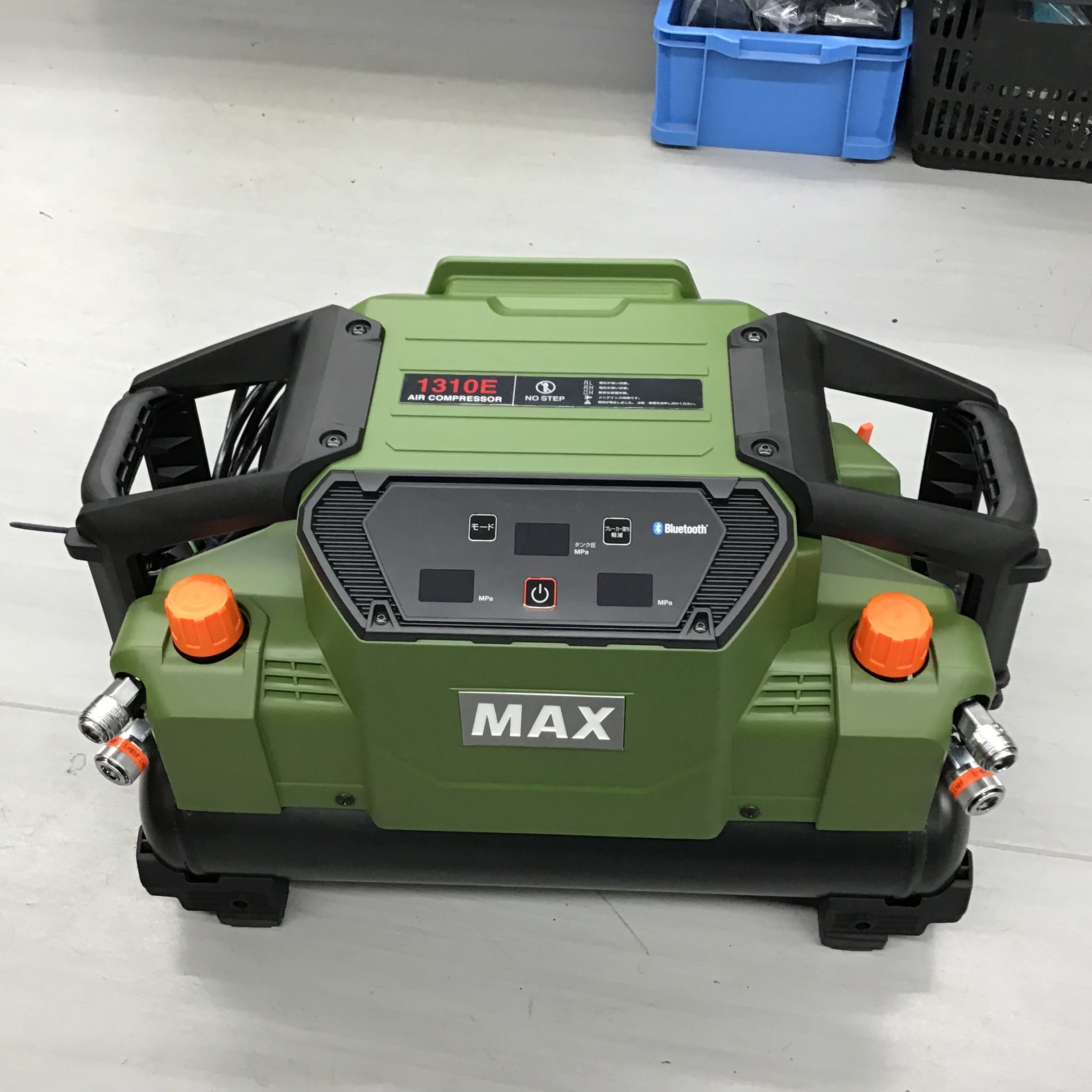 ☆マックス(MAX) エアコンプレッサー AK-HH1310E_ミリタリーグリーン 
