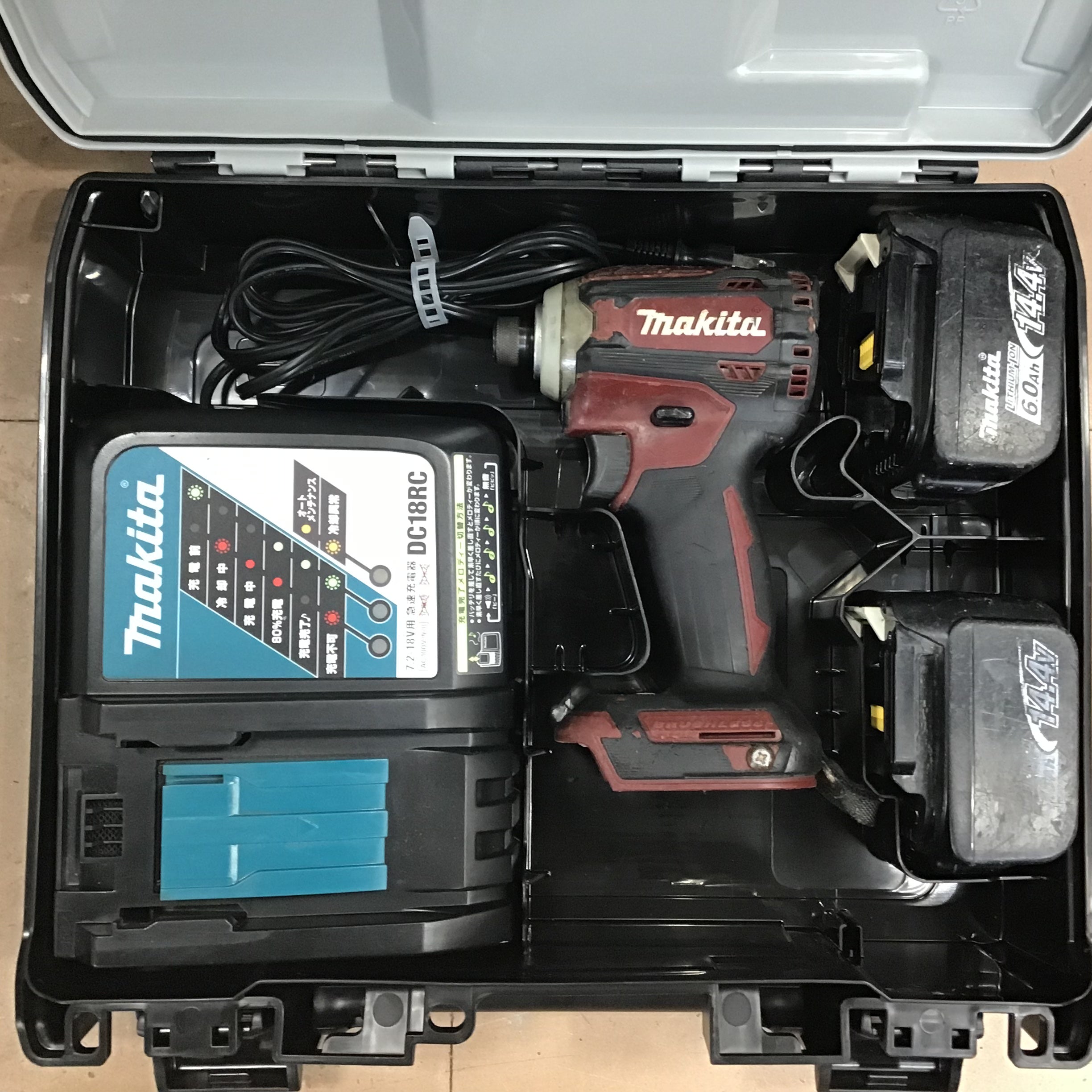 makita TD161DGXAR(ドリル、ドライバー、レンチ)-