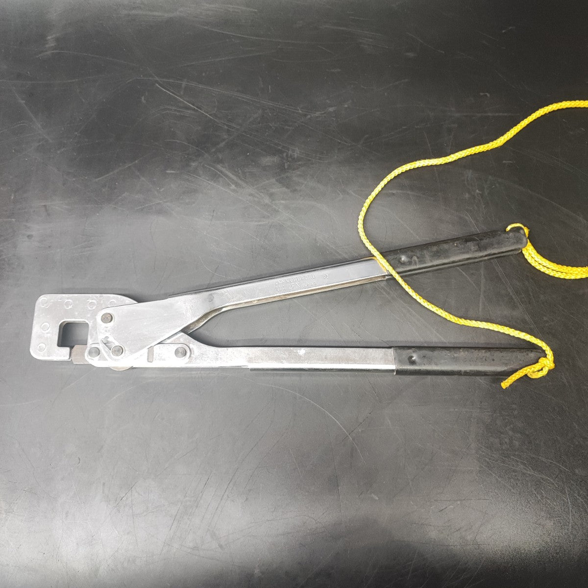 K1108B] ネグロス電工 軽量間仕切り用 チャンネル切り欠き工具 MAK CK