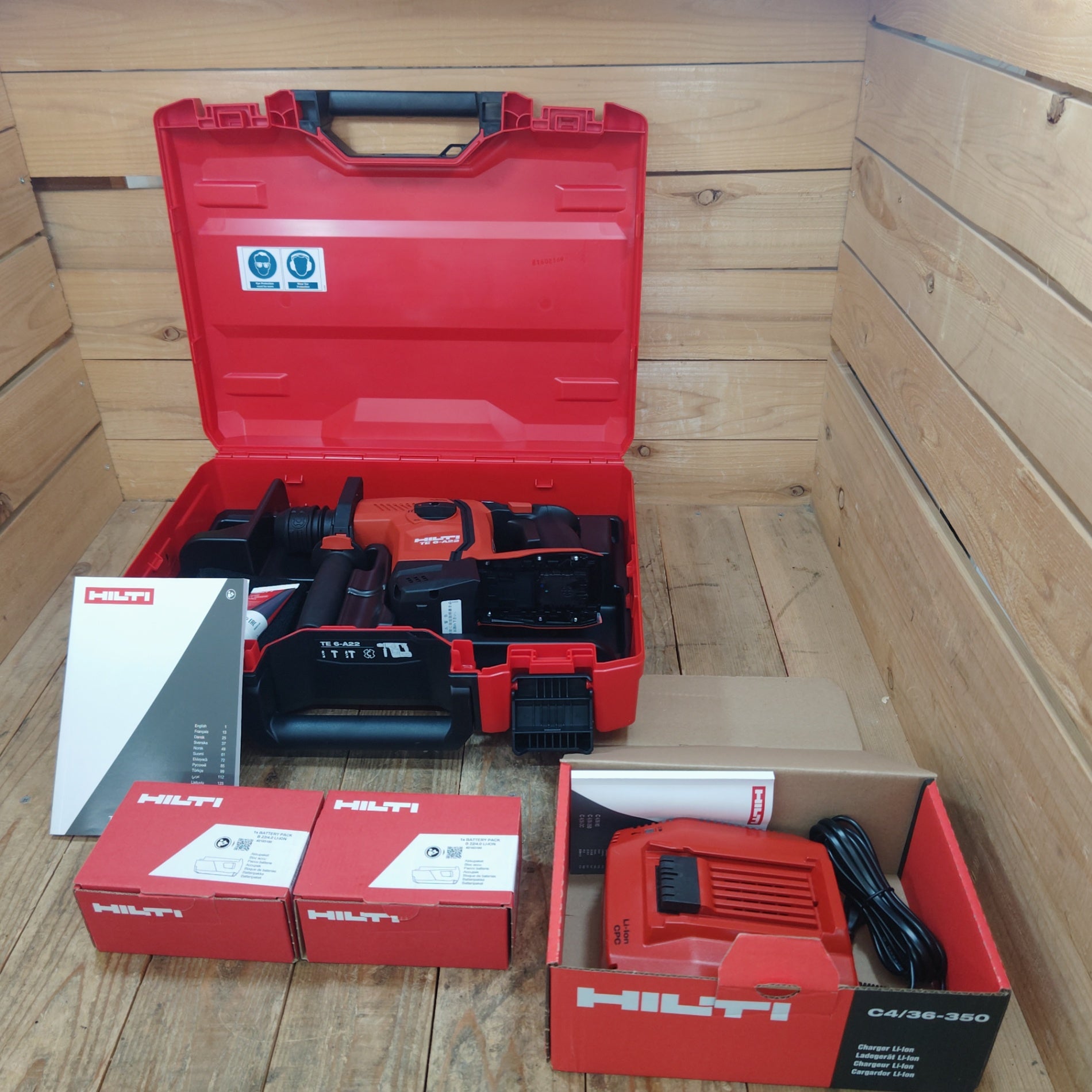 ◇HILTI ヒルティ 充電式 ロータリーハンマードリル TE6-A22 集じん機