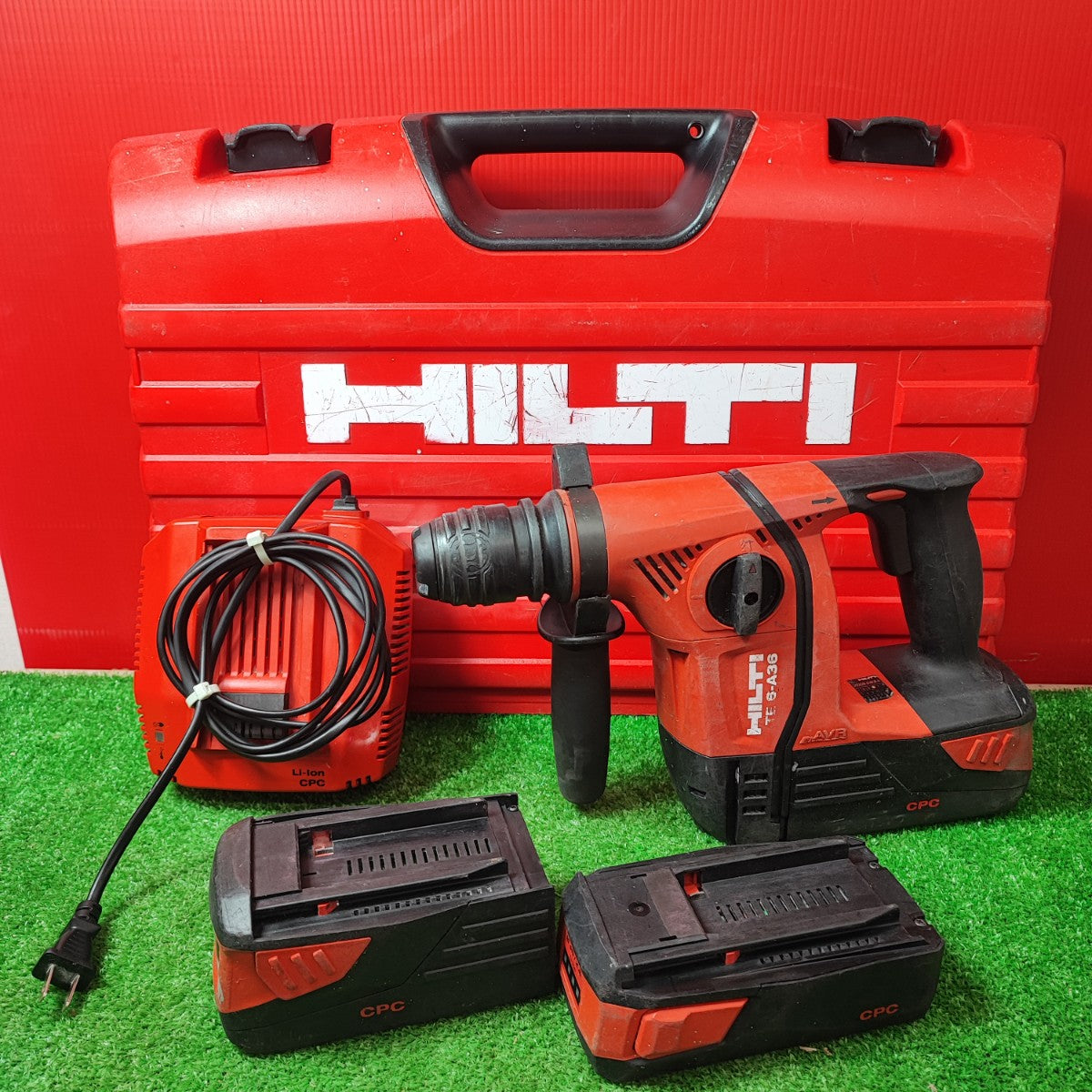 △ E304 ハンマードリル HILTI ヒルティ TE6-S 集塵装置付き ジャンク品