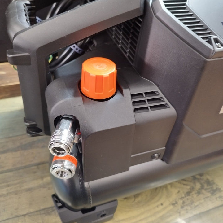 ★マックス(MAX) エアコンプレッサー AK-HH1310E_ブラック【東大和店】