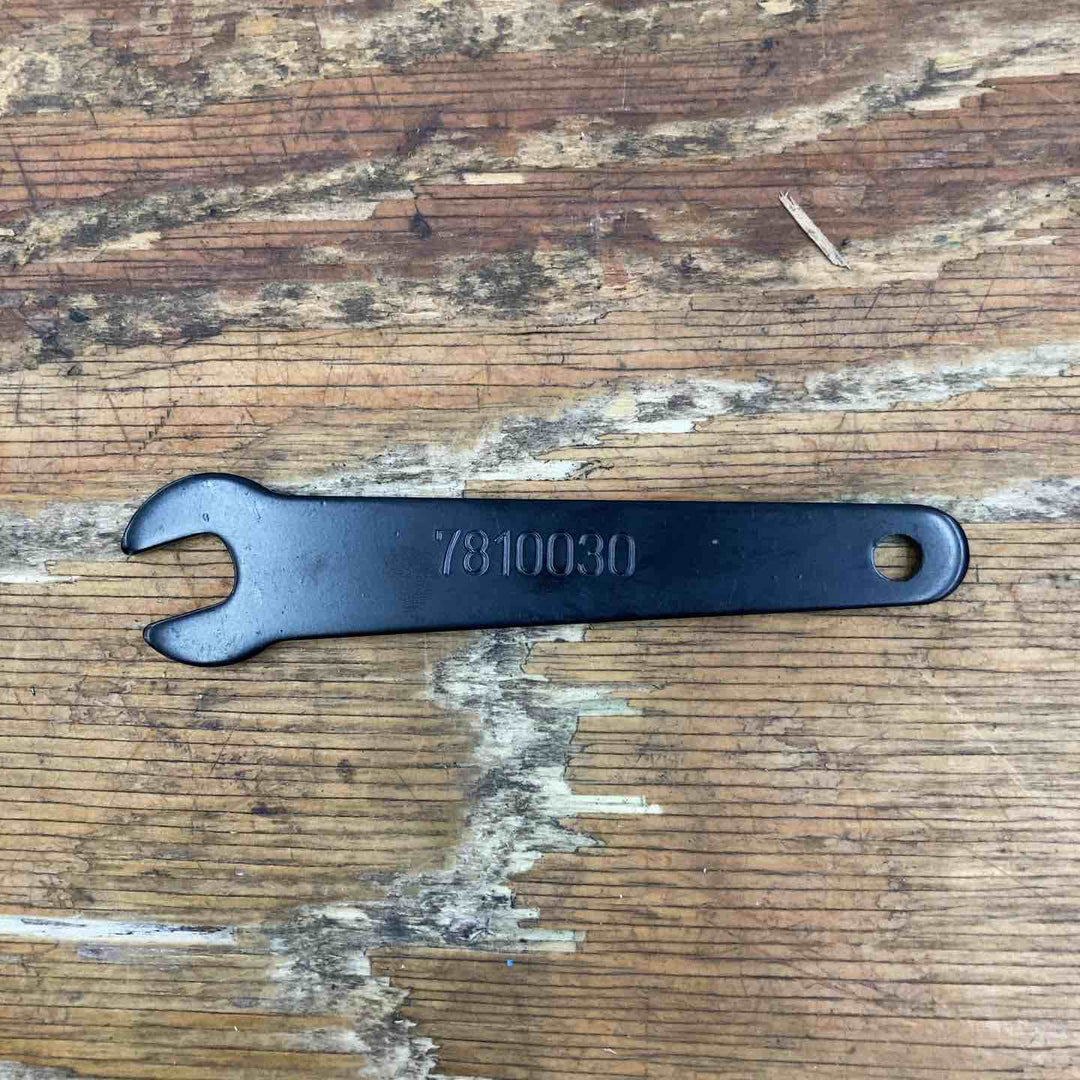 【美品】☆マキタ(makita) ミニグラインダ GD0603 6mm 100V【柏店】