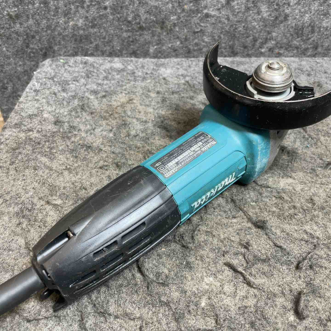 マキタ(makita) 100mmディスクグラインダ GA4032【桶川店】