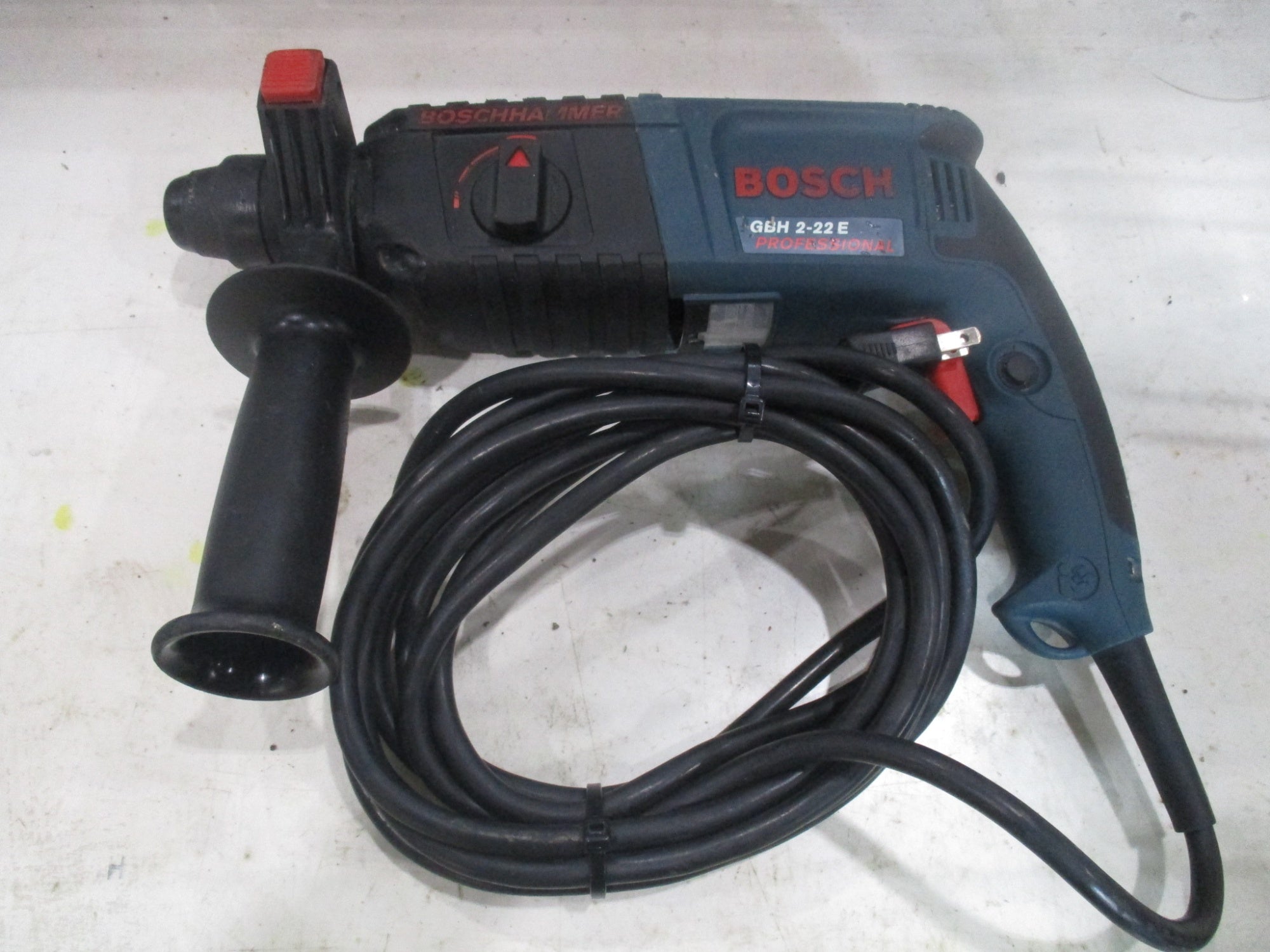 ○ボッシュ(BOSCH) ハンマドリル GBH2-22E【川口店】 – アクトツールオンラインショップ