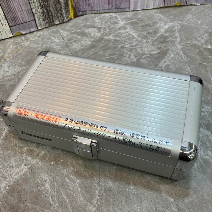◇Panasonic パナソニック レーザー墨出し器 墨出し名人 十字・地墨 BTL1100B【八潮店】