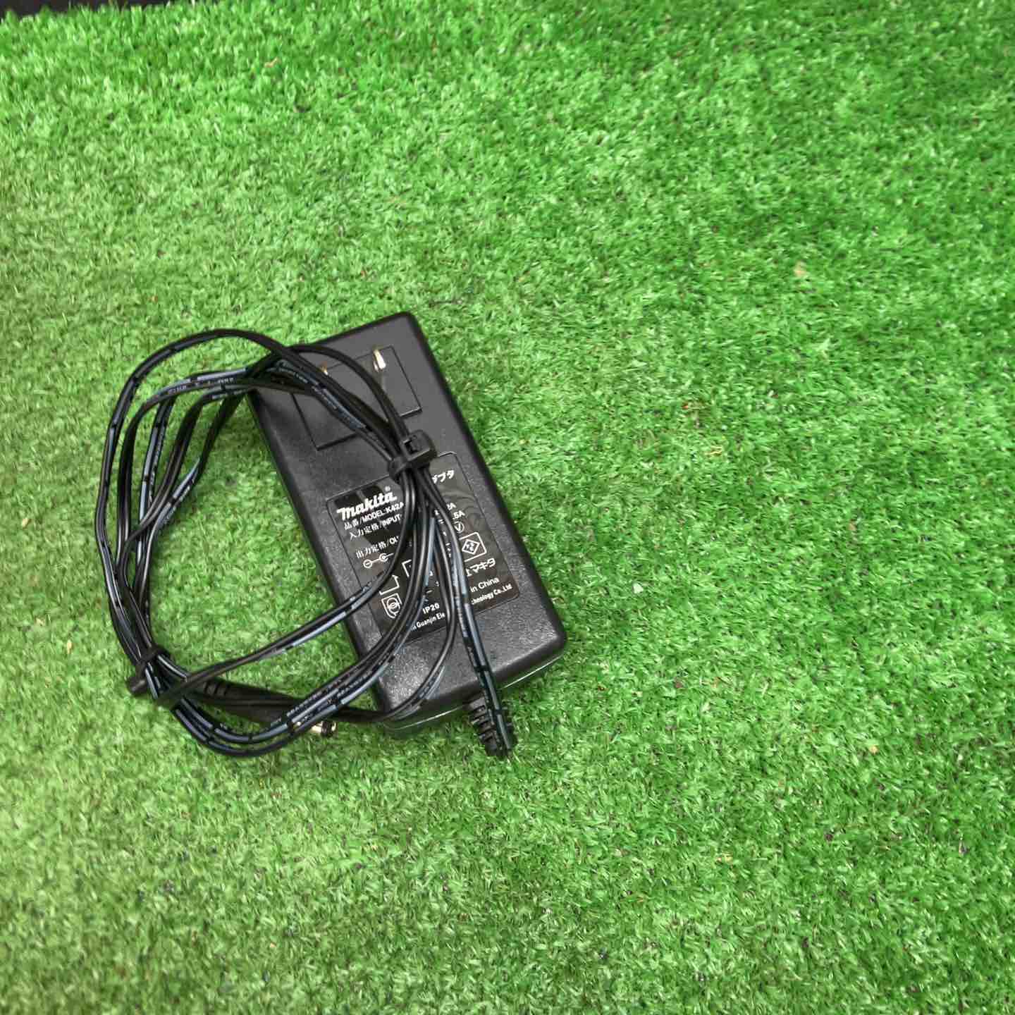 【廃盤】マキタ 電動ファン CF201DZW MM70605-5 廃盤】マキタ 電動ファン CF201DZW MM70605-5 - メルカリ