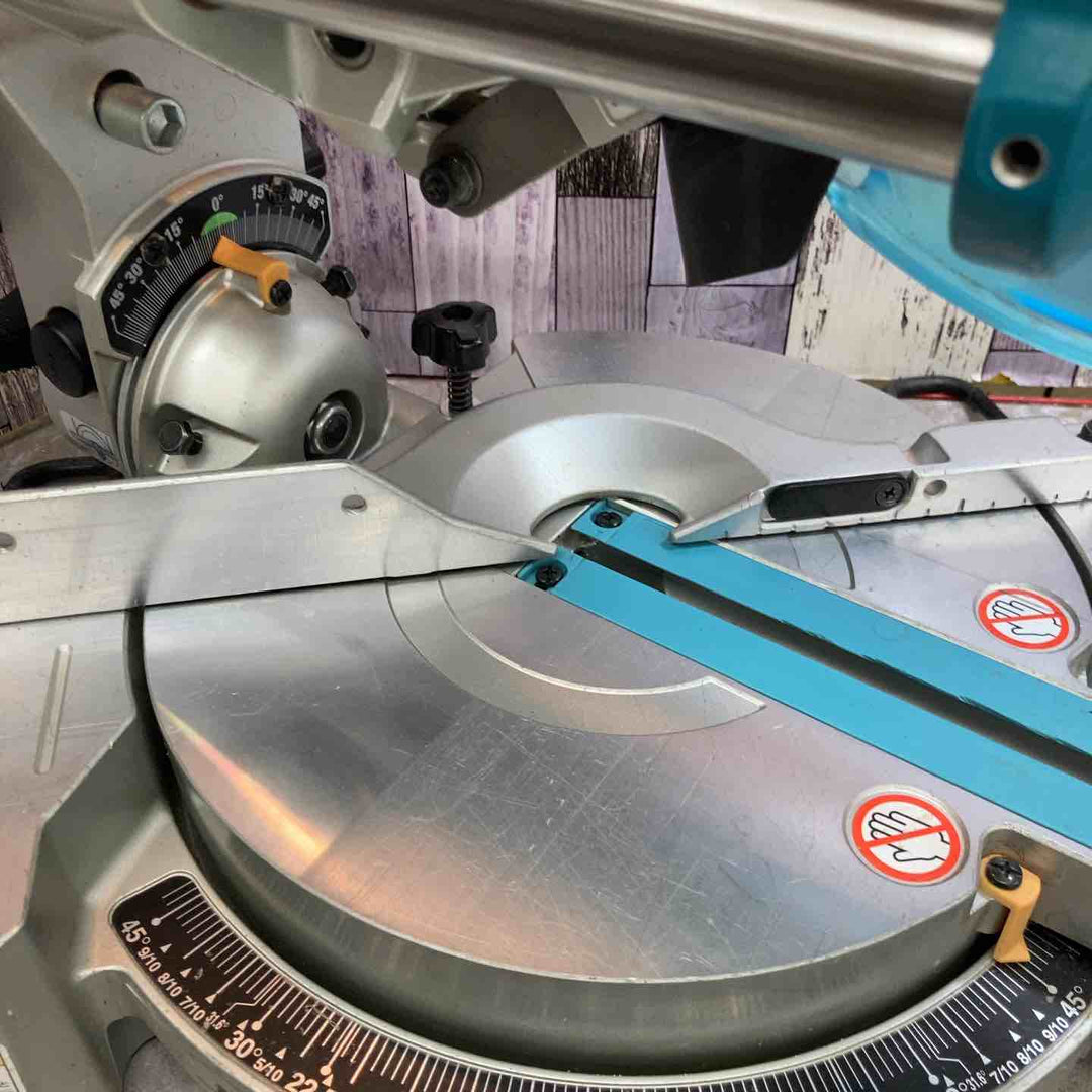 【中古品】★マキタ makita 190mm スライドマルノコ LS0717FL 標準付属品なし【八潮店】