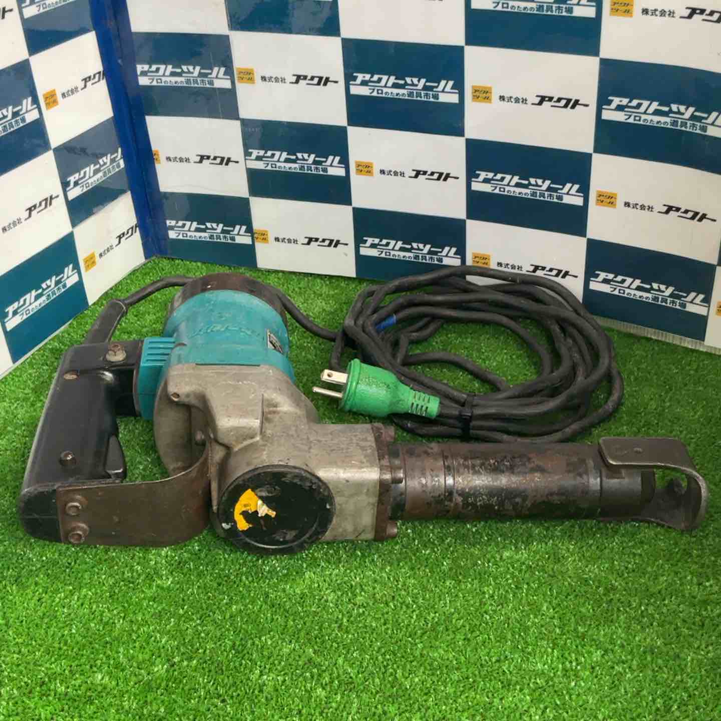 ◇マキタ(makita) 電動ハンマ HM0821【草加店】 – アクトツール ◇マキタ(makita) 電動ハンマ HM0821【草加店】 – アクトツール