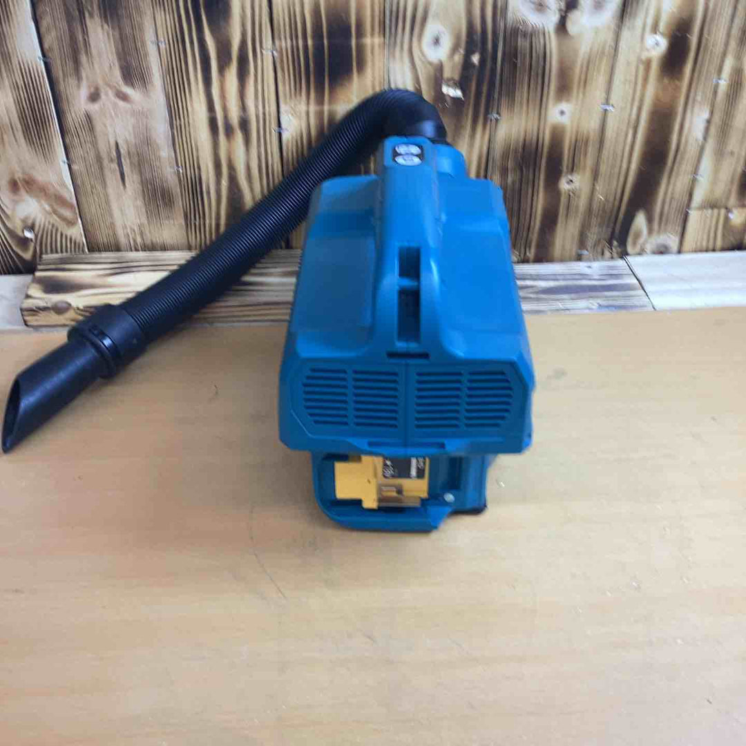 ☆マキタ(makita) コードレスクリーナ CL184DRF【越谷店】