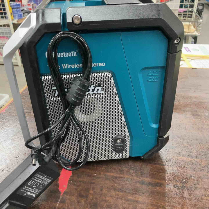 ★マキタ(makita) コードレスラジオ MR113【川崎店】