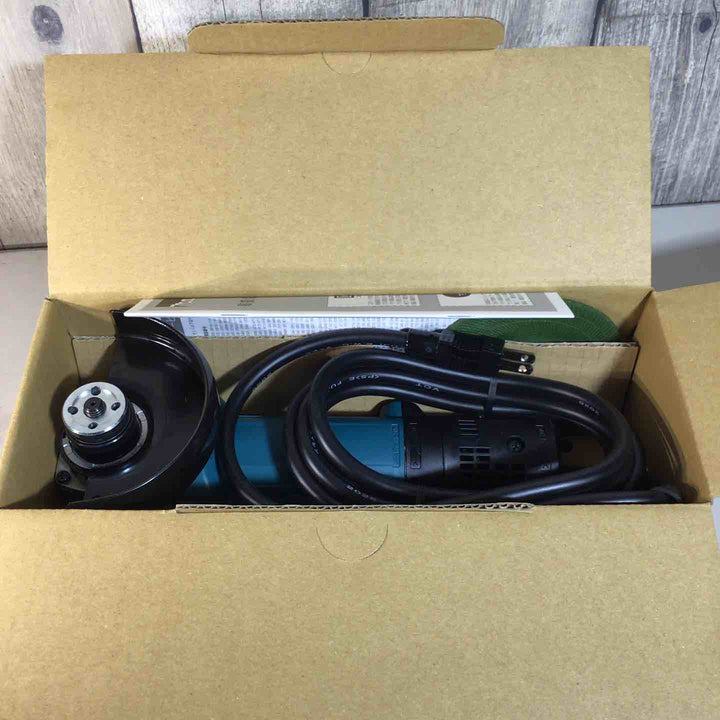 ☆マキタ(makita) 100mmディスクグラインダ 9533BL【戸田店】