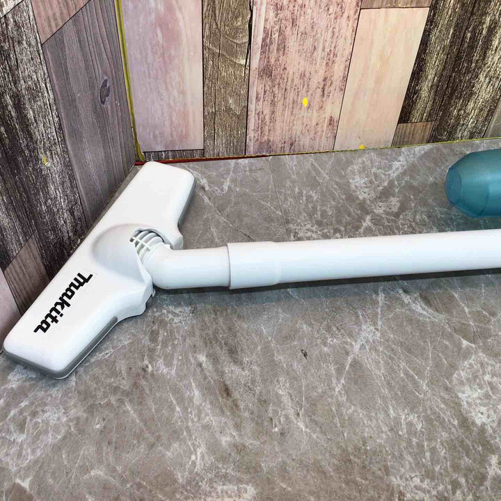 ☆マキタ(makita) コードレスクリーナー CL107FDSHW【八潮店】