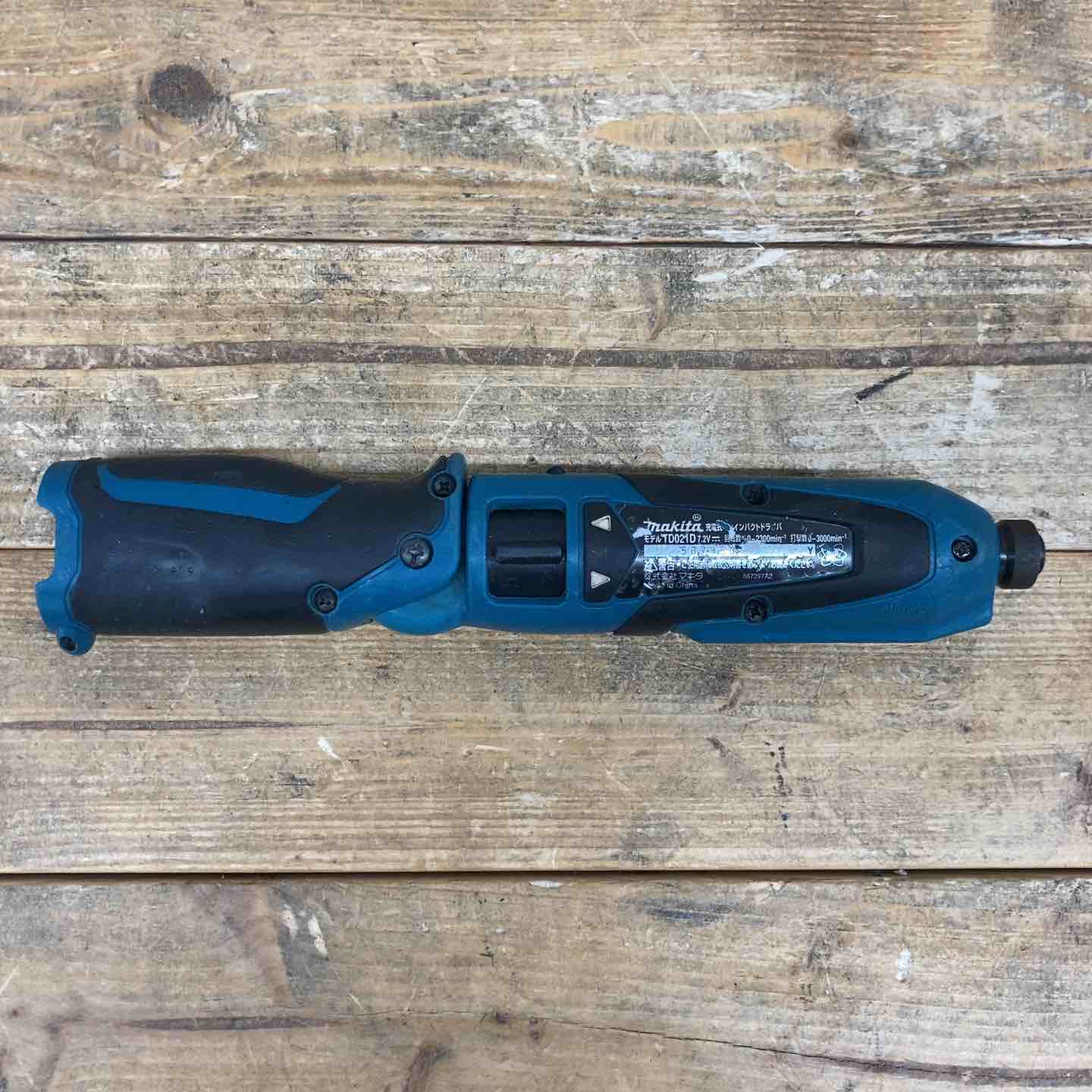 中古品】 マキタ(makita) 充電式ペンインパクトドライバ TD021DS 電工