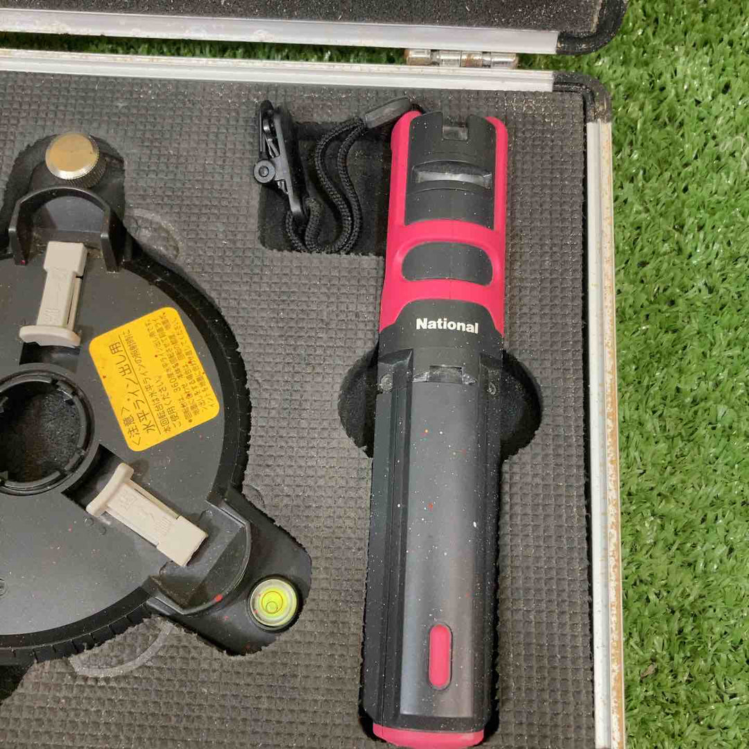 ◇ナショナル(National) レーザー墨出し器 墨出し名人 縦・地墨 BTL1100P【川崎店】