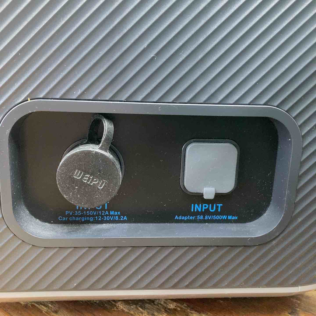 【美品】BLUETTI ポータブル電源 AC200P 大容量2000Wh AC高出力 瞬間最大4800W 動作確認済み【柏店】