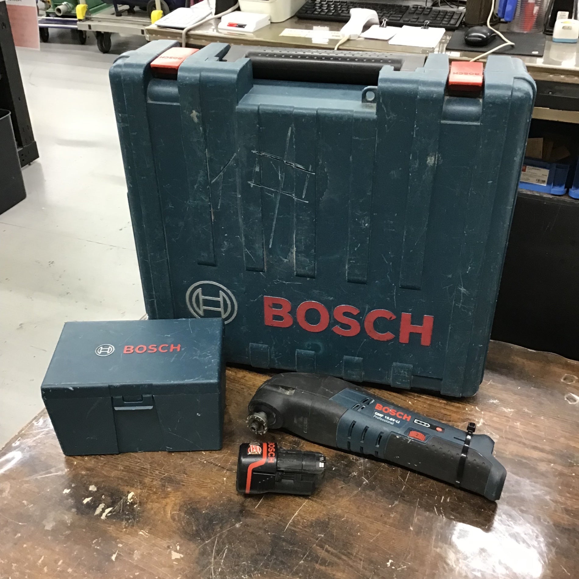 ☆ボッシュ(BOSCH) コードレスマルチツール GMF10.8V-LI【戸田店