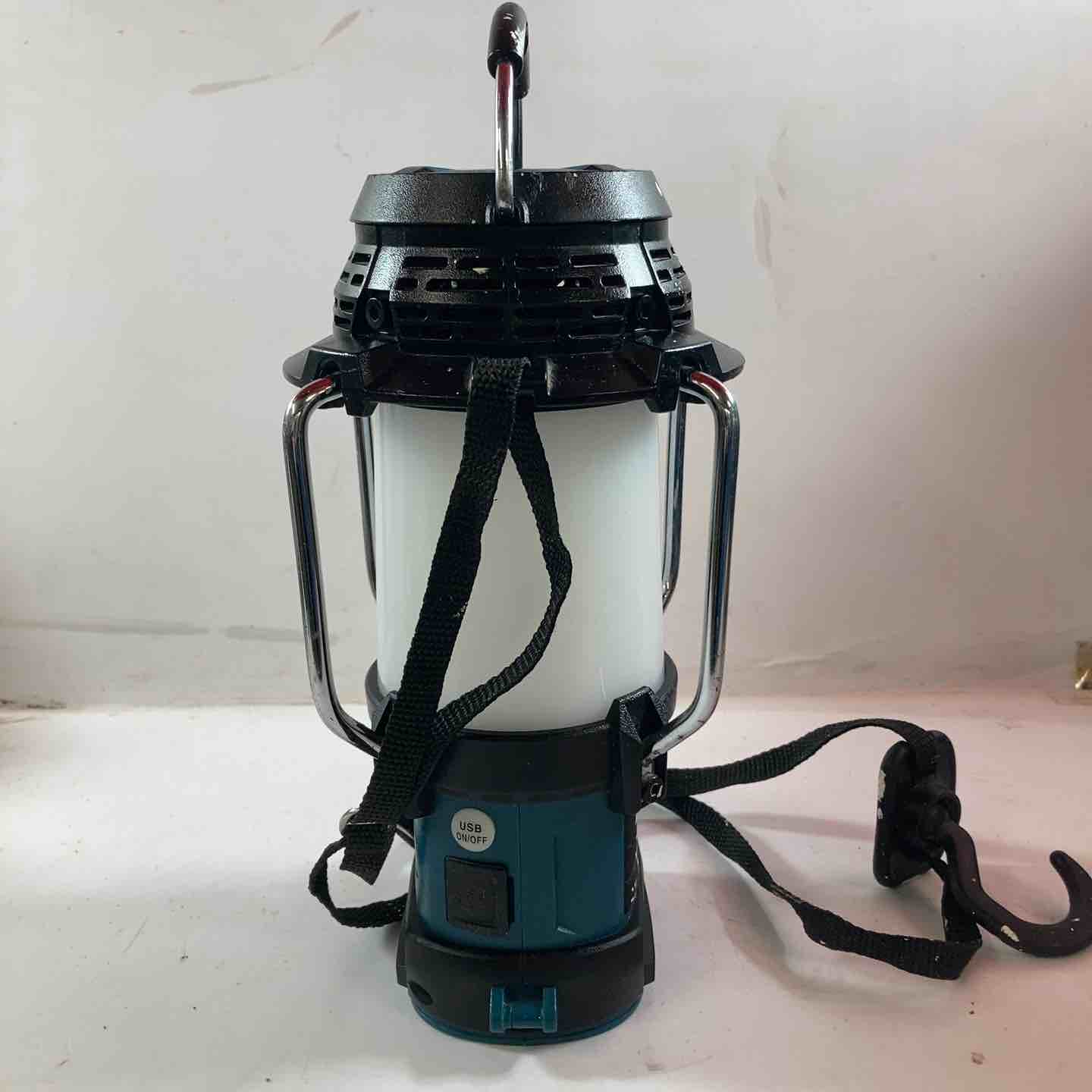 ☆マキタ(makita) コードレスランタン付きラジオ MR054【川崎店