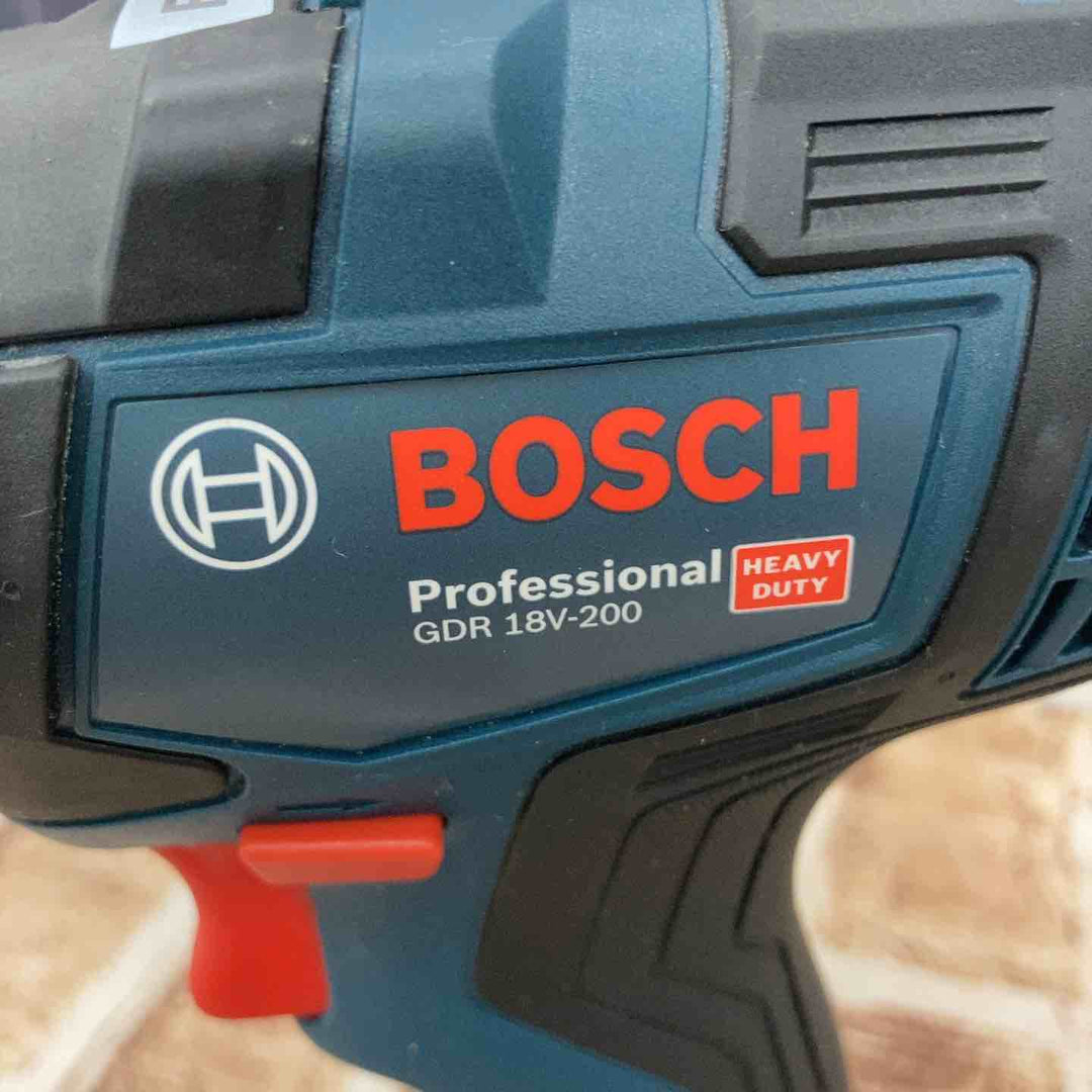 ◇ボッシュ(BOSCH) 18Vコードレスインパクトドライバー GDR18V-200【所沢店】