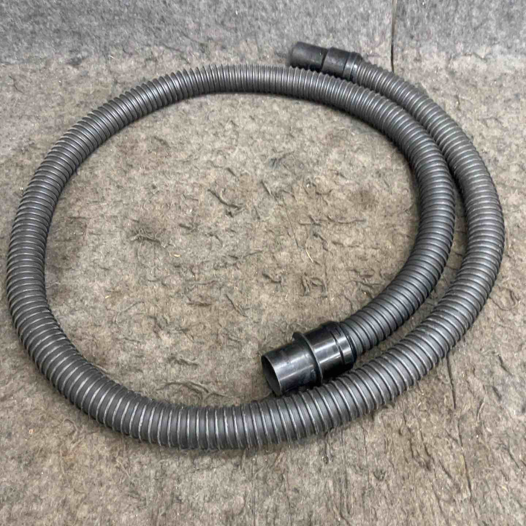 ★マキタ(makita) 集じん機 乾式 484(P) ホース。連動確認済み【鴻巣店】