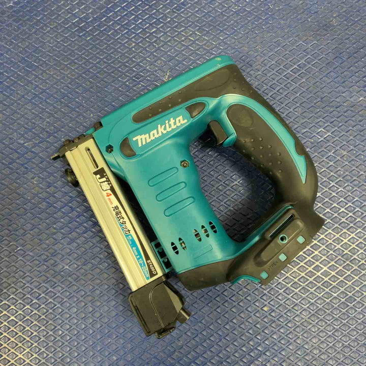 ☆マキタ(makita) コードレスタッカ ST420DZK【草加店】