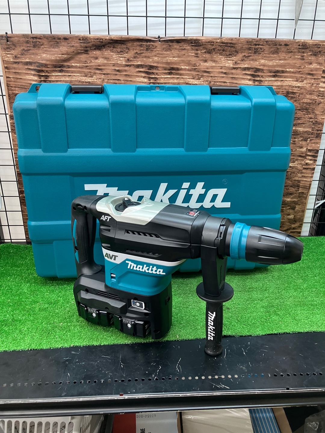 ★マキタ(makita) コードレスハンマドリル18V+18V→36V  HR400DPG2N SDSマックス 斫り ハツリ【川越店】