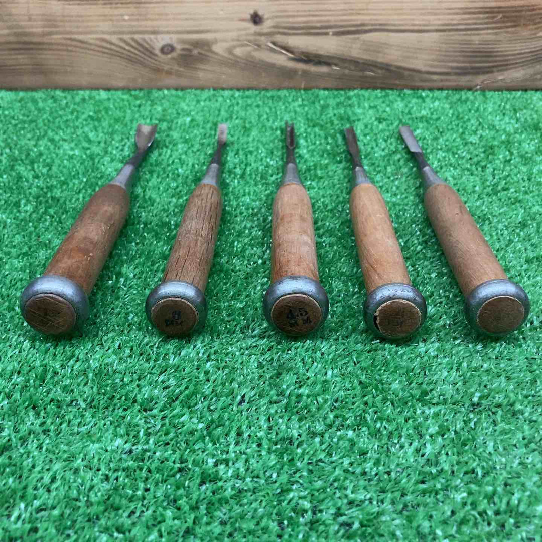 【中古品】 国秀 追入鑿 10本組 【鴻巣店】