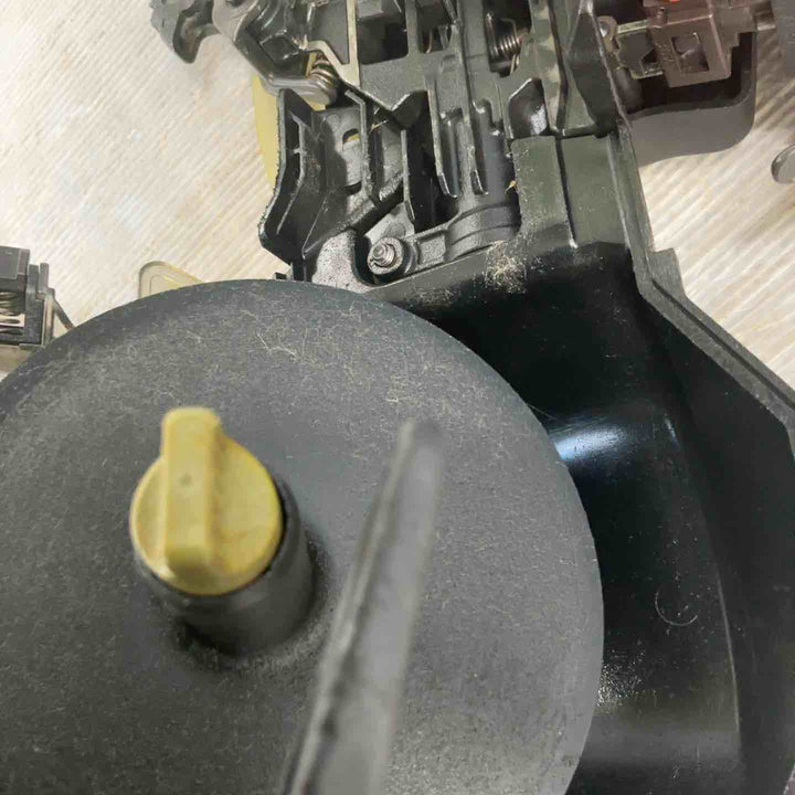 ★マキタ(makita) 高圧エア釘打ち機 AN635H【草加店】