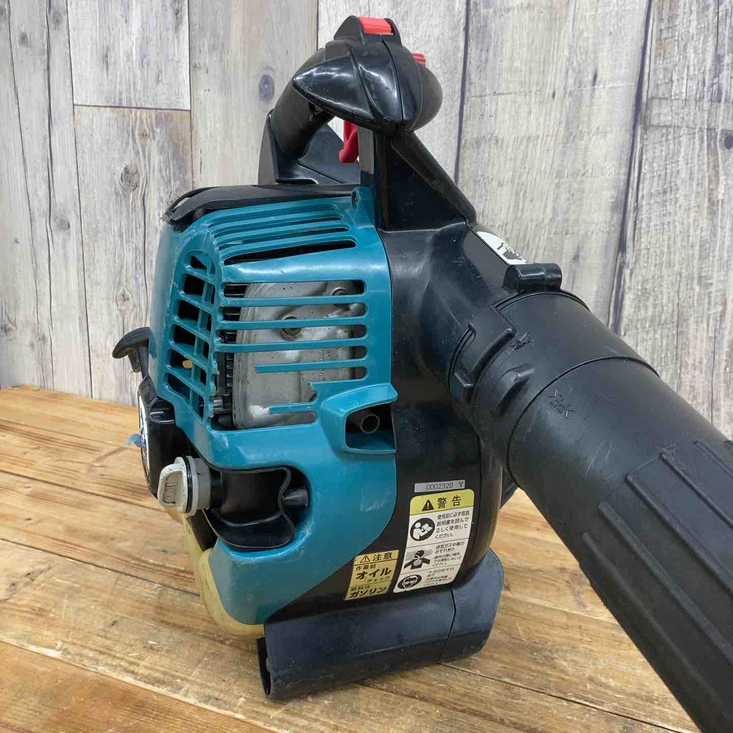 【中古】マキタ Makita EUB4250SP エンジンブロワ【ハンズクラフト佐賀】 makita (マキタ) エンジンブロワ 集じん機 排気量24.5cm3 EUB4250 中古