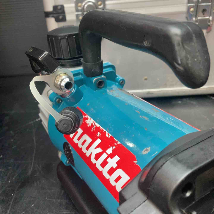 ★マキタ(makita) コードレス真空ポンプ VP180DZ【川越店】