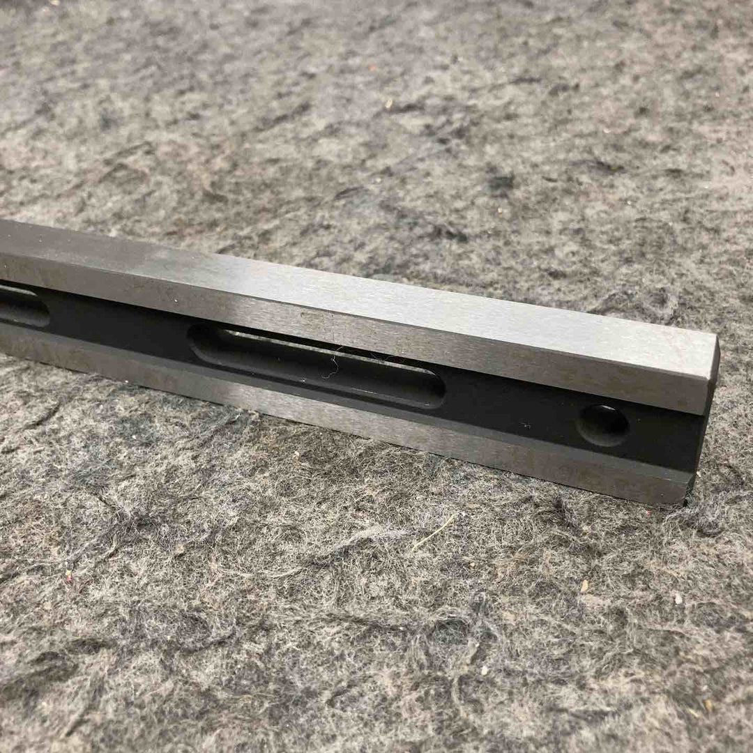 【中古美品】 ストレートエッジ メーカー・型番不明 ＊600mm×16mm×36mm 【鴻巣店】