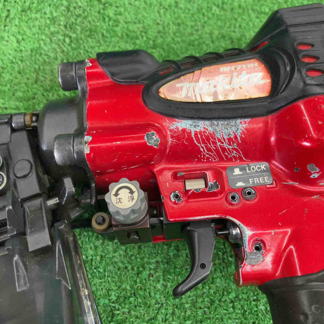 【中古品】 マキタ/makita 高圧エア釘打ち機・AN711H 【桶川店】