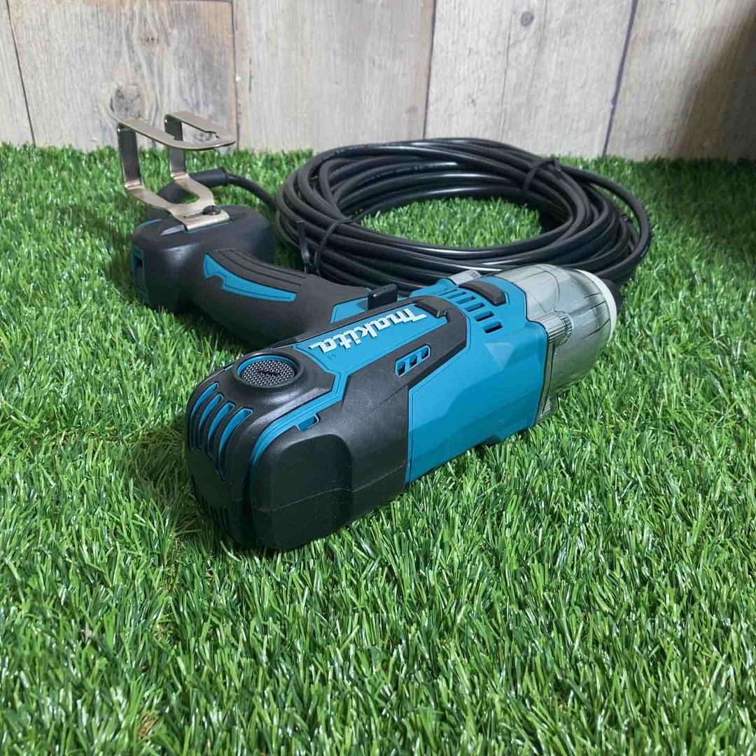 ☆マキタ(makita) インパクトドライバ TD0220【戸田店】