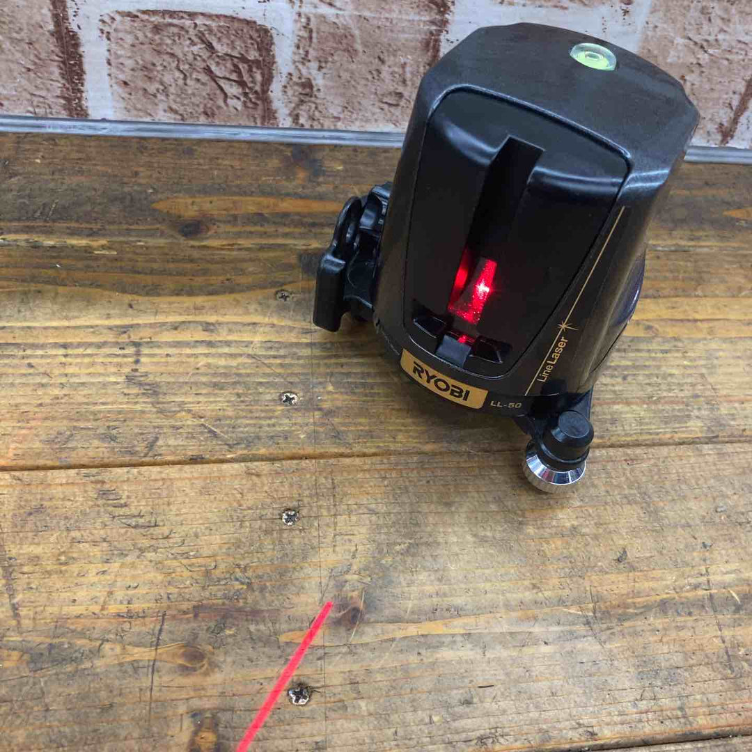 【中古品】リョービ(RYOBI) 水平/垂直ラインレーザ墨出し器 LL-50【所沢店】