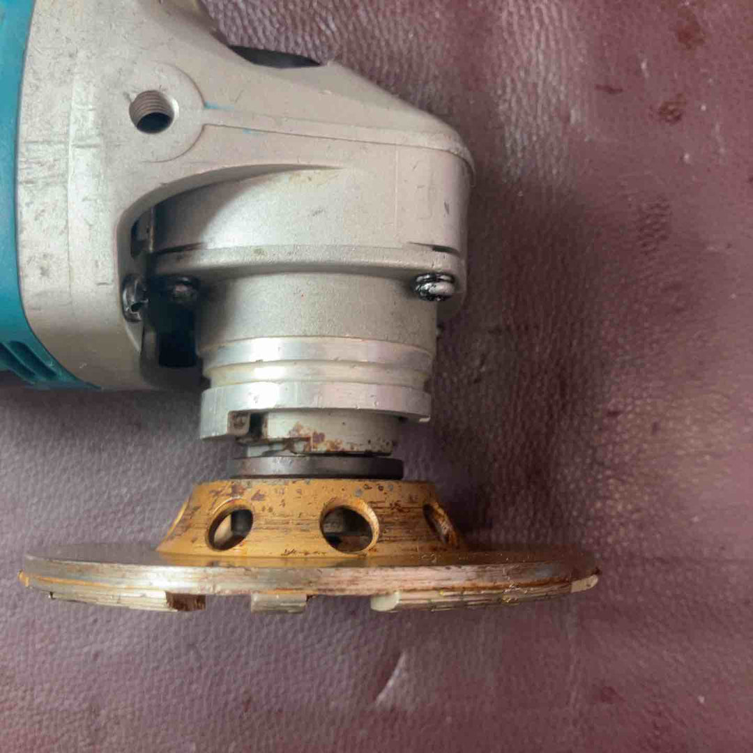 【中古品】 マキタ(makita) 100mmコードレスディスクグラインダ GA418DZ 充電式グラインダー 【東大和店】